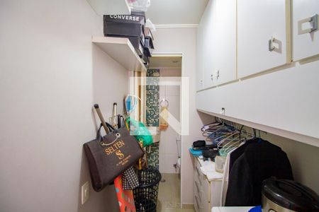 Apartamento à venda com 64m², 2 quartos e 1 vagaÁrea de Serviço