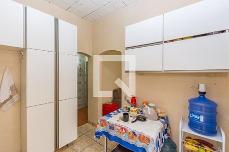 Casa à venda com 380m², 2 quartos e sem vaga