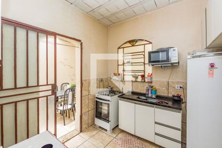 Casa à venda com 380m², 2 quartos e sem vaga Casa à venda com 380m², 2 quartos e sem vagaCozinha