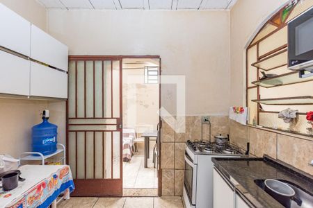 Casa à venda com 380m², 2 quartos e sem vaga Casa à venda com 380m², 2 quartos e sem vagaCozinha