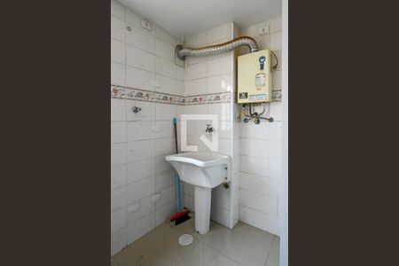 Apartamento à venda com 57m², 2 quartos e 1 vaga Apartamento à venda com 57m², 2 quartos e 1 vagaArea de Serviço