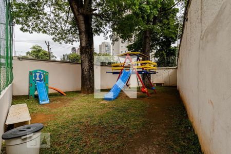 Apartamento à venda com 57m², 2 quartos e 1 vaga Apartamento à venda com 57m², 2 quartos e 1 vagaÁrea comum - Playground