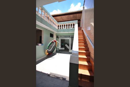 Casa à venda com 276m², 3 quartos e 2 vagasQuintal