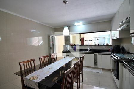 Casa à venda com 276m², 3 quartos e 2 vagasCozinha