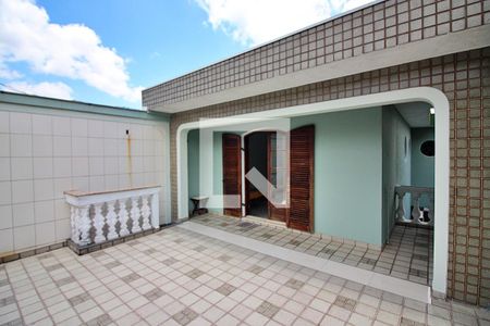 Casa à venda com 276m², 3 quartos e 2 vagasQuarto 1 - Suíte Varanda