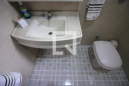 Casa à venda com 276m², 3 quartos e 2 vagasBanheiro Social