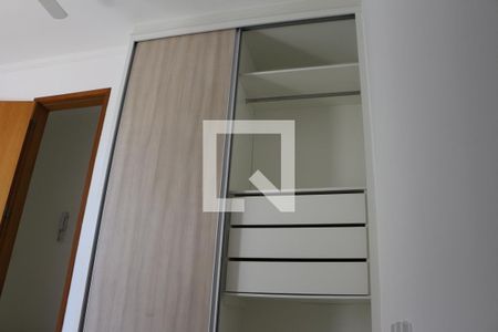 Casa de condomínio para alugar com 95m², 2 quartos e 1 vagaQuarto 2 - Armários