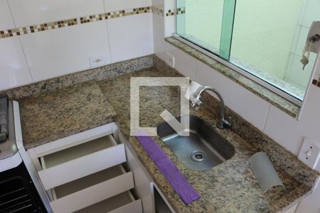 Casa de condomínio para alugar com 95m², 2 quartos e 1 vagaCozinha - Torneira