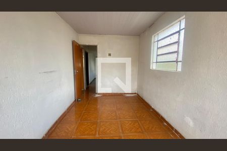Casa à venda com 195m², 4 quartos e 2 vagasQuarto