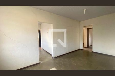 Sala de casa à venda com 4 quartos, 195m² em Barreiro, Belo Horizonte