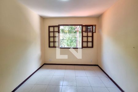 Quarto 1 de casa de condomínio à venda com 3 quartos, 120m² em Itaipu, Niterói
