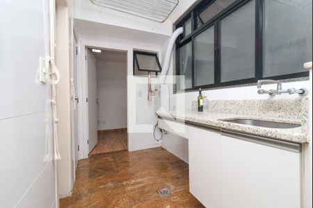 Apartamento para alugar com 271m², 4 quartos e 2 vagas Apartamento para alugar com 271m², 4 quartos e 2 vagasÁrea de Serviço