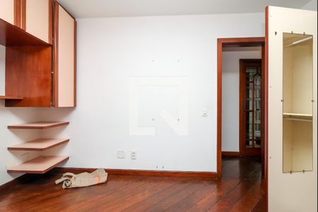 Apartamento para alugar com 271m², 4 quartos e 2 vagas Apartamento para alugar com 271m², 4 quartos e 2 vagasQuarto 2