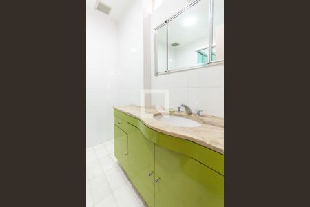 Apartamento à venda com 85m², 3 quartos e 2 vagasBanheiro Suíte 