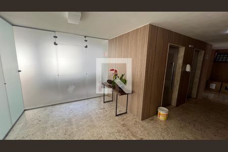 Apartamento à venda com 63m², 2 quartos e 1 vagaHall de entrada