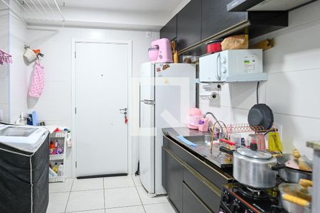 Cozinha de apartamento à venda com 2 quartos, 32m² em Parque Fongaro, São Paulo