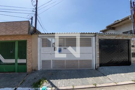 Casa para alugar com 65m², 2 quartos e 1 vagaFachada