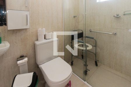 Casa à venda com 250m², 2 quartos e 1 vagaBanheiro da Suite