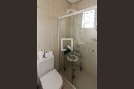 Casa à venda com 250m², 2 quartos e 1 vagaBanheiro da Suite