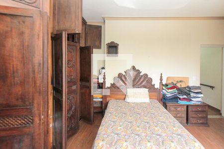 Casa à venda com 250m², 2 quartos e 1 vagaSuite