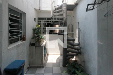 Casa à venda com 250m², 2 quartos e 1 vagaÁrea de Serviço