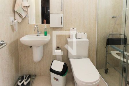 Casa à venda com 250m², 2 quartos e 1 vagaBanheiro da Suite