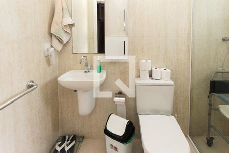 Casa à venda com 250m², 2 quartos e 1 vagaBanheiro da Suite