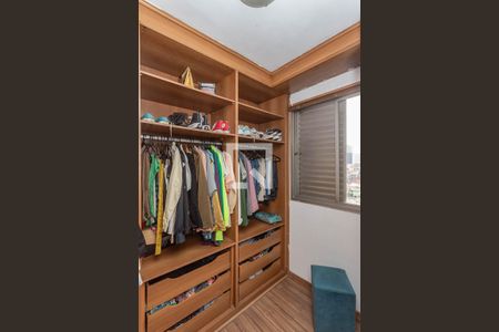 Apartamento à venda com 80m², 3 quartos e 2 vagasQuarto 2