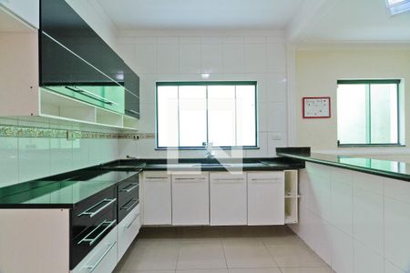 Casa para alugar com 200m², 3 quartos e 4 vagasCozinha