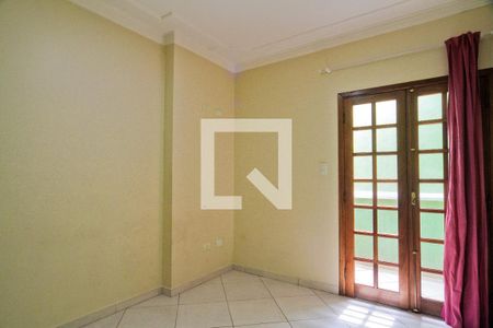 Casa para alugar com 200m², 3 quartos e 4 vagasQuarto