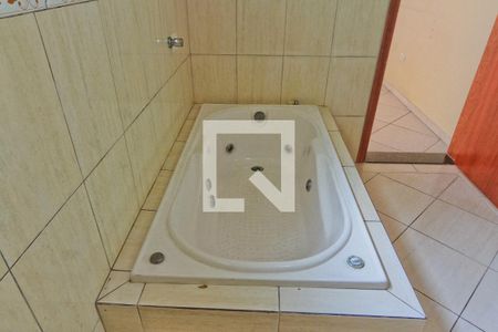 Casa para alugar com 200m², 3 quartos e 4 vagasBanheiro da Suíte 2