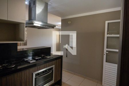 Casa para alugar com 154m², 3 quartos e 2 vagas Casa para alugar com 154m², 3 quartos e 2 vagasCozinha