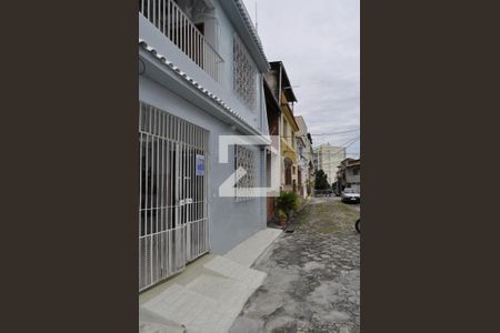 Casa à venda com 200m², 4 quartos e 2 vagasEntrada