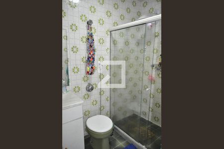 Casa à venda com 200m², 4 quartos e 2 vagasBanheiro