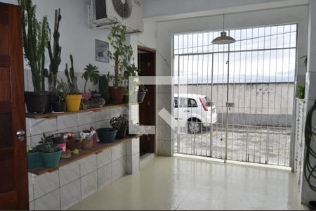 Casa à venda com 200m², 4 quartos e 2 vagasQuintal