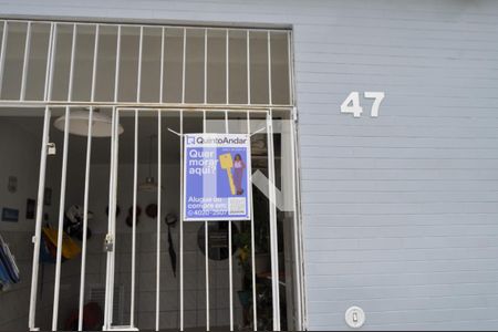 Casa à venda com 200m², 4 quartos e 2 vagasEntrada