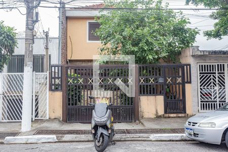 Casa à venda com 115m², 2 quartos e 1 vagaFachada