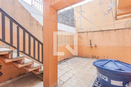Casa à venda com 115m², 2 quartos e 1 vagaQuintal