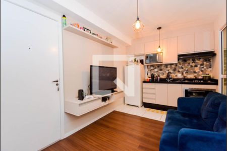 Sala de apartamento à venda com 2 quartos, 44m² em Vila das Bandeiras, Guarulhos