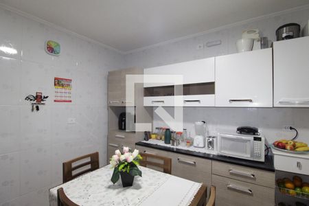 Casa à venda com 140m², 2 quartos e 2 vagasCozinha