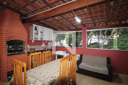 Casa à venda com 140m², 2 quartos e 2 vagasárea de lazer