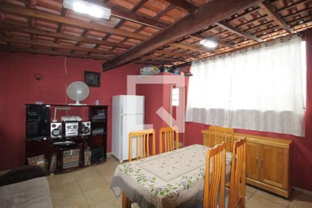 Casa à venda com 140m², 2 quartos e 2 vagasárea de lazer