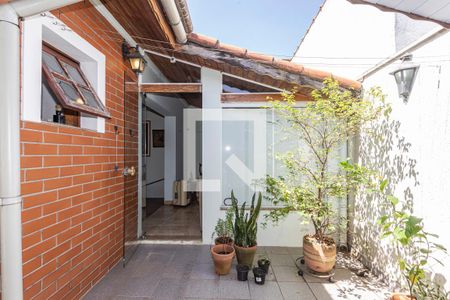 Casa à venda com 167m², 2 quartos e 2 vagasÁrea de Serviço