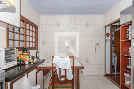 Casa à venda com 167m², 2 quartos e 2 vagasCozinha