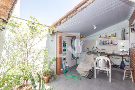 Casa à venda com 167m², 2 quartos e 2 vagasÁrea de Serviço