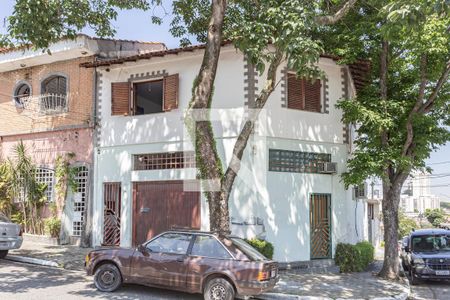 Casa à venda com 167m², 2 quartos e 2 vagasFachada