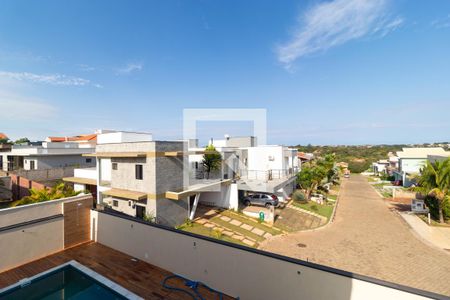 Casa de condomínio à venda com 252m², 3 quartos e 4 vagasVista da Sacada das Suíte