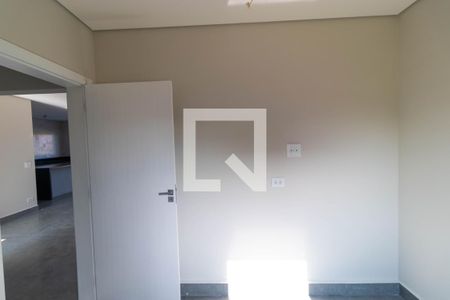 Casa de condomínio à venda com 252m², 3 quartos e 4 vagasEscritório