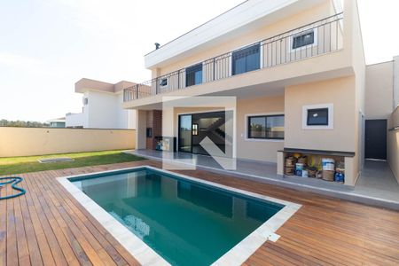 Casa de condomínio à venda com 252m², 3 quartos e 4 vagasPiscina