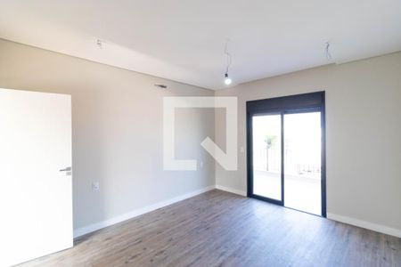 Casa de condomínio à venda com 252m², 3 quartos e 4 vagasSuíte 01